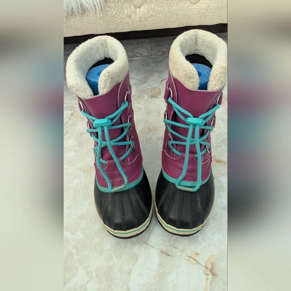 SOREL Snow Boots Waterproof  Woman's Sz 4